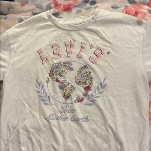 Levi's White Floral Globe 'Love Mother Earth' Tee